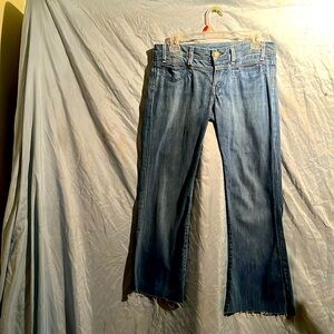 Citizens of Humanity by Jerome Dahan.